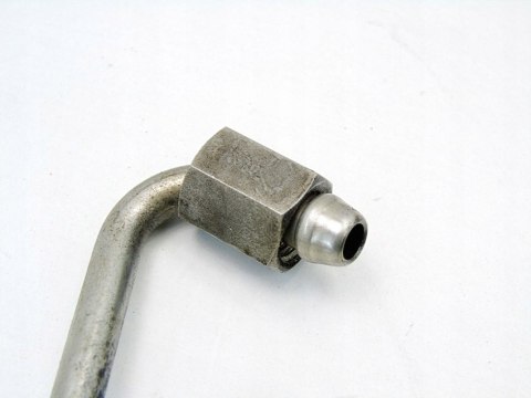 RURKA PRZEWÓD OLEJU TURBINY 2.0 TDI AUDI A4 B8 A5 A6 C7 Q5 CNH 04L145771H RURKA PRZEWÓD OLEJU TURBINY 2.0 TDI AUDI A4 B8 A5 A6 C7 Q5 CNH 04L145771H