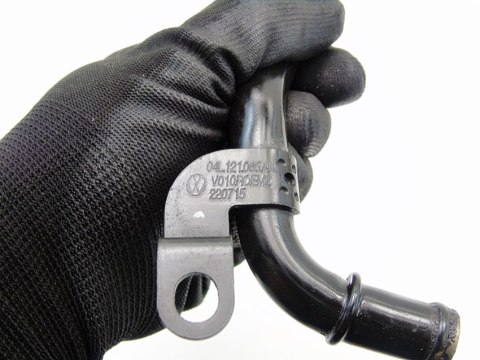 RURKA PRZEWÓD WODY 2.0 TDI AUDI A4 B8 A5 A6 C7 Q5 Q3 CNH 04L121065AK RURKA PRZEWÓD WODY 2.0 TDI AUDI A4 B8 A5 A6 C7 Q5 Q3 CNH 04L121065AK