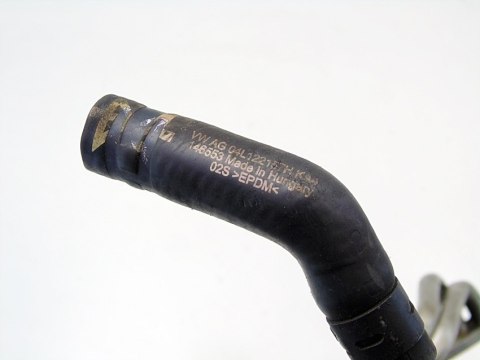 RURKI WODY TURBINY 2.0 TDI AUDI A4 B8 A5 A6 C7 Q5 Q3 CNH 04L122157H RURKI WODY TURBINY 2.0 TDI AUDI A4 B8 A5 A6 C7 Q5 Q3 CNH 04L122157H