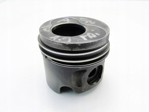 TŁOK 1-2 7951 1.9 TDI PASSAT B5 AUDI A4 B5 80 B4 A6 C5 TŁOK 1-2 7951 1.9 TDI PASSAT B5 AUDI A4 B5 80 B4 A6 C5