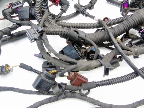 WIĄZKA ELEKTRYCZNA INSTALACJA SILNIKA 2.0 TDI AUDI A4 B8 A5 A6 C7 Q5 Q3 CNH WIĄZKA ELEKTRYCZNA INSTALACJA SILNIKA 2.0 TDI AUDI A4 B8 A5 A6 C7 Q5 Q3 CNH