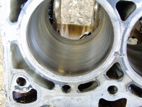 BLOK SILNIKA 1.8 B 16V FORD MONDEO MK3 FOCUS 2 V30 V50 S40 RF1S7G6015AT BLOK SILNIKA 1.8 B 16V FORD MONDEO MK3 FOCUS 2 V30 V50 S40 RF1S7G6015AT