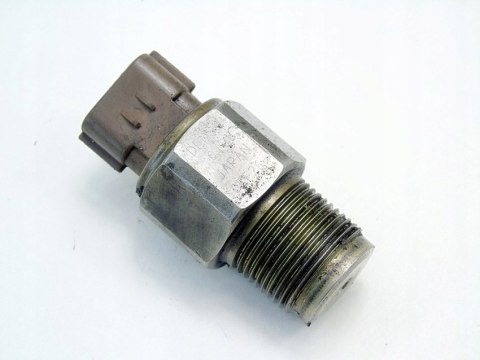 CZUJNIK LISTWY PALIWA 1.7 CDTI ASTRA H CORSA C MERIVA A COMBO DENSO 6100 CZUJNIK LISTWY PALIWA 1.7 CDTI ASTRA H CORSA C MERIVA A COMBO DENSO 6100