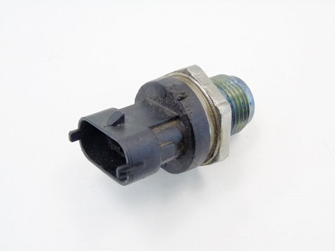 CZUJNIK LISTWY PALIWA 1.9 CDTI SX4 VECTRA C 159 ZAFIRA 9-3 147 ASTRA H CZUJNIK LISTWY PALIWA 1.9 CDTI SX4 VECTRA C 159 ZAFIRA 9-3 147 ASTRA H