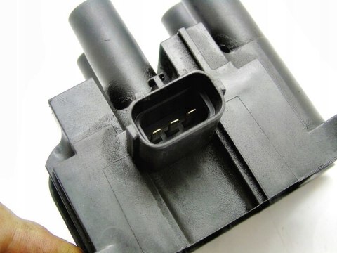 CEWKA ZAPŁONOWA 1.8 16V MAZDA 5 6 GG GH GY MX5 L81318100 CEWKA ZAPŁONOWA 1.8 16V MAZDA 5 6 GG GH GY MX5 L81318100
