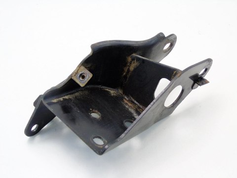 ŁAPA WSPORNIK SILNIKA 2.0 TD DITD MAZDA PREMACY 626 323 RF3F ŁAPA WSPORNIK SILNIKA 2.0 TD DITD MAZDA PREMACY 626 323 RF3F