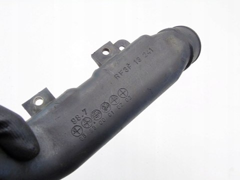 RURA PRZEWÓD POWIETRZA 2.0 TD DITD MAZDA PREMACY 626 323 RF3F13241 RURA PRZEWÓD POWIETRZA 2.0 TD DITD MAZDA PREMACY 626 323 RF3F13241