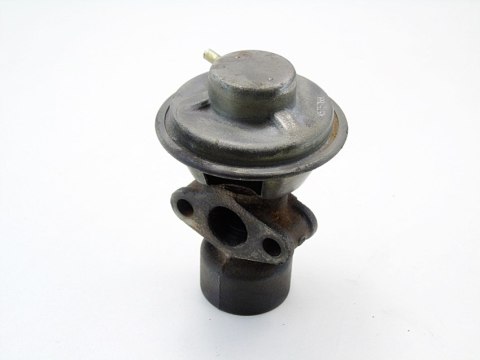 ZAWÓR RECYRKULACJI SPALIN EGR 2.0 TD DITD MAZDA PREMACY 626 323 K5T57880 ZAWÓR RECYRKULACJI SPALIN EGR 2.0 TD DITD MAZDA PREMACY 626 323 K5T57880