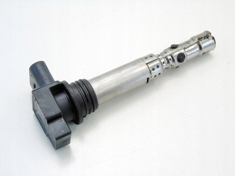 CEWKA ZAPŁONOWA 1.2 6V FABIA I POLO 9N FOX BERU 0040102059 CEWKA ZAPŁONOWA 1.2 6V FABIA I POLO 9N FOX BERU 0040102059