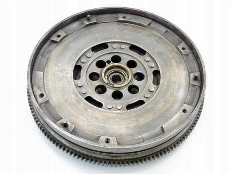 KOŁO ZAMACHOWE DWUMASOWE 2.5 TD MERCEDES KLASA C W202 S202 S250 KOŁO ZAMACHOWE DWUMASOWE 2.5 TD MERCEDES KLASA C W202 S202 S250