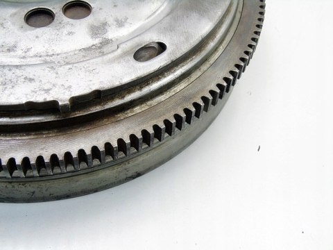 KOŁO ZAMACHOWE DWUMASOWE 2.5 TD MERCEDES KLASA C W202 S202 S250 KOŁO ZAMACHOWE DWUMASOWE 2.5 TD MERCEDES KLASA C W202 S202 S250