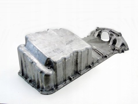 MISKA OLEJU R6050140402 2.5 TD MERCEDES KLASA C W202 S202 S250 MISKA OLEJU R6050140402 2.5 TD MERCEDES KLASA C W202 S202 S250