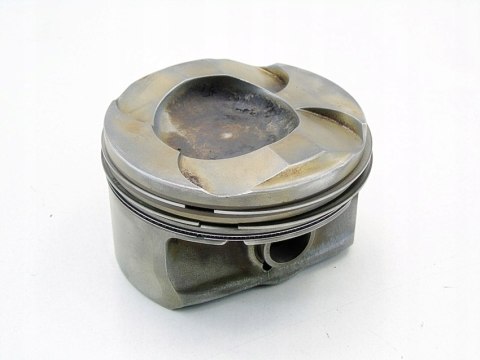TŁOK 85L126 7558525 3.0 B 24V BMW E90 E91 E92 E60 E61 E63 E64 F10 F11 N53 TŁOK 85L126 7558525 3.0 B 24V BMW E90 E91 E92 E60 E61 E63 E64 F10 F11 N53