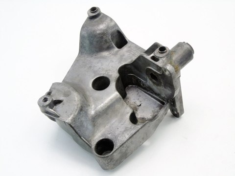 ŁAPA SILNIKA 2.0 D BMW X3 E46 E90 E91 E60 E61 E87 E91 E83 7787319 520D 320D ŁAPA SILNIKA 2.0 D BMW X3 E46 E90 E91 E60 E61 E87 E91 E83 7787319 520D 320D