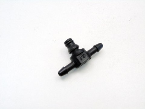 KRÓCIEC PRZELEWU PALIWA 2.0 D BMW E46 E90 E91 E60 E61 E87 E91 E83 X3 M47D20 KRÓCIEC PRZELEWU PALIWA 2.0 D BMW E46 E90 E91 E60 E61 E87 E91 E83 X3 M47D20