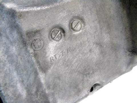 MISKA OLEJU 7786994 2.0 D BMW X3 E46 E90 E91 E60 E61 E87 E91 M47D20 520D MISKA OLEJU 7786994 2.0 D BMW X3 E46 E90 E91 E60 E61 E87 E91 M47D20 520D