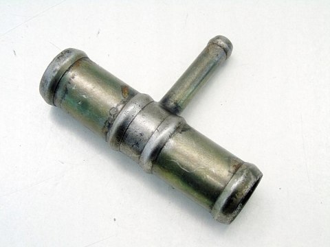 RURKA ŁĄCZNIK TRÓJNIK KRÓCIEC WODY 1.8 2.0 16V MAZDA 5 6 GG GH GY MX5