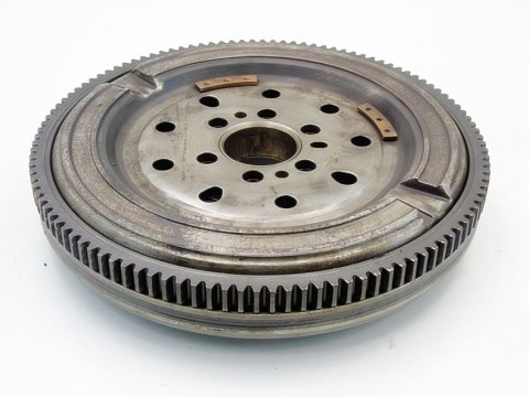 KOŁO DWUMASOWE 1.9 JTD ALFA 147 156 LYBRA 159 STILO BRAVO CROMA 282263 KOŁO DWUMASOWE 1.9 JTD ALFA 147 156 LYBRA 159 STILO BRAVO CROMA 282263