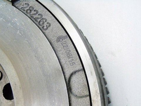 KOŁO DWUMASOWE 1.9 JTD ALFA 147 156 LYBRA 159 STILO BRAVO CROMA 282263 KOŁO DWUMASOWE 1.9 JTD ALFA 147 156 LYBRA 159 STILO BRAVO CROMA 282263