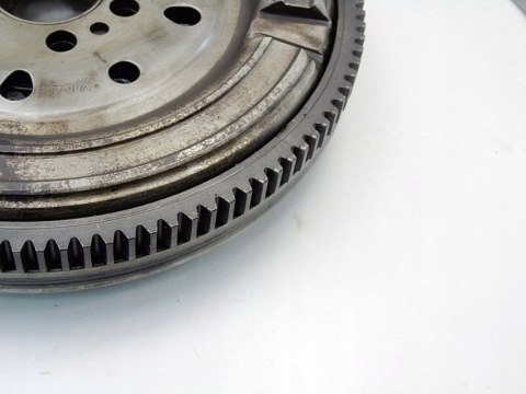 KOŁO DWUMASOWE 1.9 JTD ALFA 147 156 LYBRA 159 STILO BRAVO CROMA 282263 KOŁO DWUMASOWE 1.9 JTD ALFA 147 156 LYBRA 159 STILO BRAVO CROMA 282263