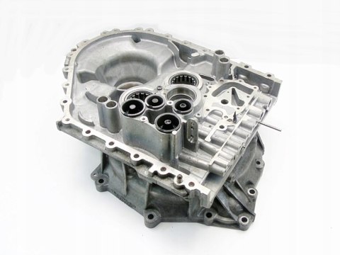 OBUDOWA SKRZYNI BIEGÓW POWERSHIFT FORD MONDEO V 2.0 TDCI DS7R-7F096-EA OBUDOWA SKRZYNI BIEGÓW POWERSHIFT FORD MONDEO V 2.0 TDCI DS7R-7F096-EA