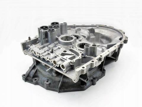 OBUDOWA SKRZYNI BIEGÓW POWERSHIFT FORD MONDEO V 2.0 TDCI DS7R-7F096-EA OBUDOWA SKRZYNI BIEGÓW POWERSHIFT FORD MONDEO V 2.0 TDCI DS7R-7F096-EA