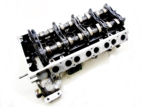 GŁOWICA KOMPLET 2.2 D KLASA E 220D W210 W202 OM604 GŁOWICA KOMPLET 2.2 D KLASA E 220D W210 W202 OM604