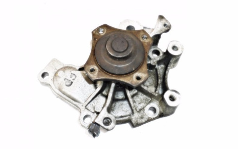 POMPA WODY MAZDA 2.0 16V 131KM PREMACY 323 POMPA WODY MAZDA 2.0 16V 131KM PREMACY 323