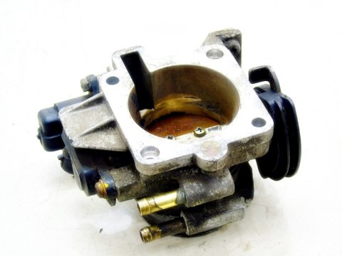 PRZEPUSTNICA AUDI 80 2.0 8V 90KM PRZEPUSTNICA AUDI 80 2.0 8V 90KM