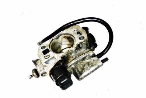 PRZEPUSTNICA FSO 1.5 8V POLONEZ 125P PRZEPUSTNICA FSO 1.5 8V POLONEZ 125P