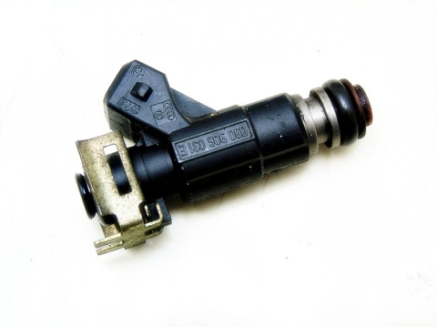WTRYSKIWACZ 1.4 8V POLO GOLF CORDOBA IBIZA CADDY WTRYSKIWACZ 1.4 8V POLO GOLF CORDOBA IBIZA CADDY