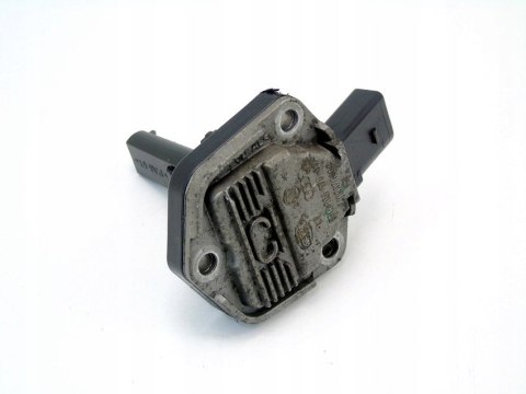 CZUJNIK OLEJU 2.0 20V PASSAT AUDI A4 B6 B7 A6 C5 PASSAT B5.5 1J0907660C CZUJNIK OLEJU 2.0 20V PASSAT AUDI A4 B6 B7 A6 C5 PASSAT B5.5 1J0907660C