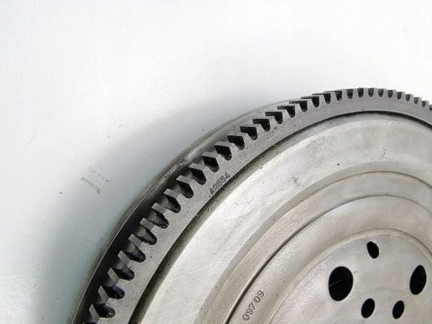 KOŁO DWUMASOWE ZAMACHOWE 2.0 DTI OPEL VECTRA C B ZAFIRA ASTRA G SIGNUM KOŁO DWUMASOWE ZAMACHOWE 2.0 DTI OPEL VECTRA C B ZAFIRA ASTRA G SIGNUM
