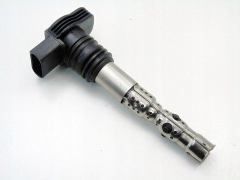 CEWKA ZAPŁONOWA 2.0 20V AUDI A4 B6 B7 A6 C5 PASSAT B5 06B905115R CEWKA ZAPŁONOWA 2.0 20V AUDI A4 B6 B7 A6 C5 PASSAT B5 06B905115R