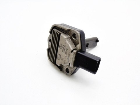 CZUJNIK OLEJU 2.4 V6 AUDI A4 B6 A6 C5 1J0907660B CZUJNIK OLEJU 2.4 V6 AUDI A4 B6 A6 C5 1J0907660B