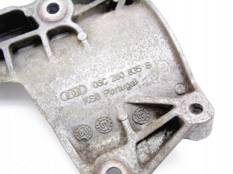 ŁAPA WSPORNIK 2.4 V6 AUDI A4 B6 A6 C5 06C260835B ŁAPA WSPORNIK 2.4 V6 AUDI A4 B6 A6 C5 06C260835B