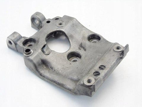 ŁAPA WSPORNIK SILNIKA 1.6 TDCI C-MAX FOCUS 2 C30 V50 S40 S80 9646719580 ŁAPA WSPORNIK SILNIKA 1.6 TDCI C-MAX FOCUS 2 C30 V50 S40 S80 9646719580
