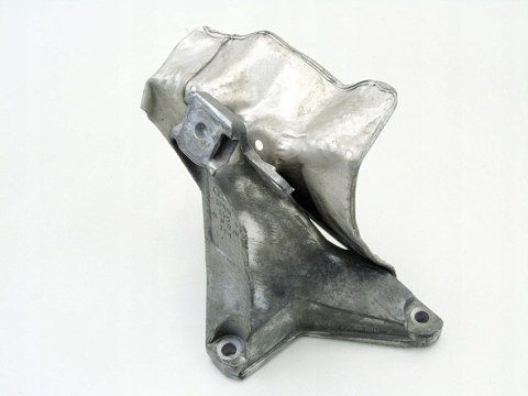 ŁAPA WSPORNIK SILNIKA 2.0 20V PASSAT AUDI A4 B6 B7 A6 C5 8E0199308A ŁAPA WSPORNIK SILNIKA 2.0 20V PASSAT AUDI A4 B6 B7 A6 C5 8E0199308A