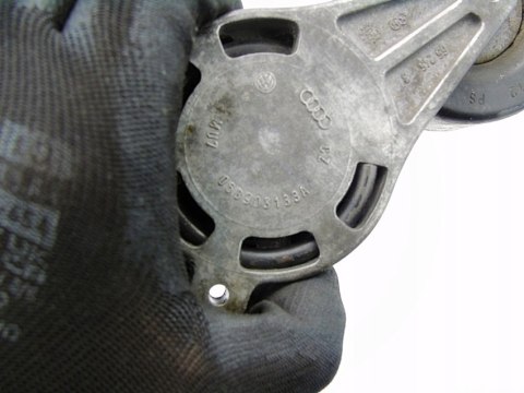 NAPINACZ PASKA NAPĘDOWEGO 2.0 20V AUDI A4 B6 B7 A6 C5 PASSAT B5 06B903133A NAPINACZ PASKA NAPĘDOWEGO 2.0 20V AUDI A4 B6 B7 A6 C5 PASSAT B5 06B903133A