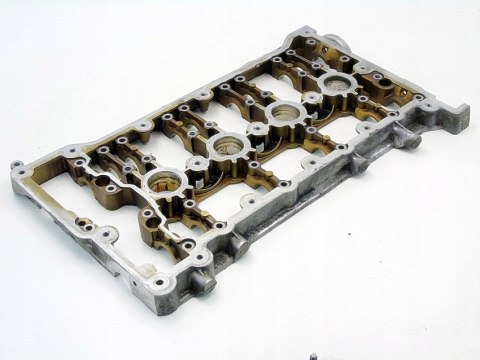 RAMKA GŁOWICY 2.0 20V PASSAT AUDI A4 B6 B7 A6 C5 PASSAT B5.5 06B103127R RAMKA GŁOWICY 2.0 20V PASSAT AUDI A4 B6 B7 A6 C5 PASSAT B5.5 06B103127R