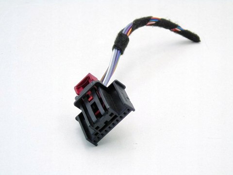 WTYCZKA KOSTKA DRZWI AUDI A4 A6 C7 A5 Q5 Q3 Q7 PASSAT B7 B8 TIGUAN GOLF WTYCZKA KOSTKA DRZWI AUDI A4 A6 C7 A5 Q5 Q3 Q7 PASSAT B7 B8 TIGUAN GOLF