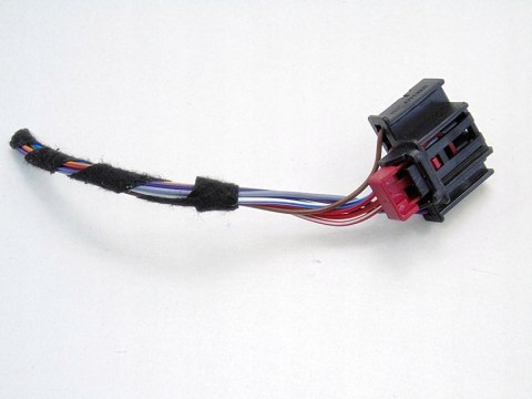 WTYCZKA KOSTKA DRZWI AUDI A4 A6 C7 A5 Q5 Q3 Q7 PASSAT B7 B8 TIGUAN GOLF WTYCZKA KOSTKA DRZWI AUDI A4 A6 C7 A5 Q5 Q3 Q7 PASSAT B7 B8 TIGUAN GOLF