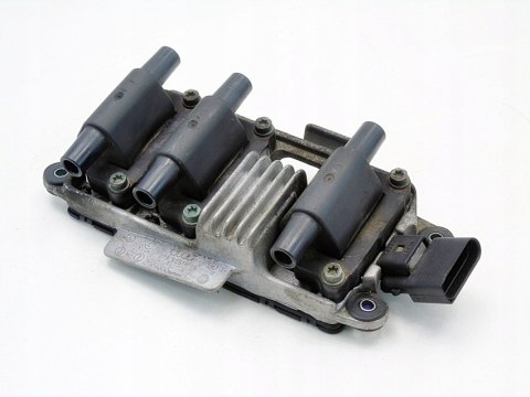 CEWKA ZAPŁONOWA 2.4 2.8 V6 AUDI A4 B6 A6 C5 BDV 078905104 CEWKA ZAPŁONOWA 2.4 2.8 V6 AUDI A4 B6 A6 C5 BDV 078905104