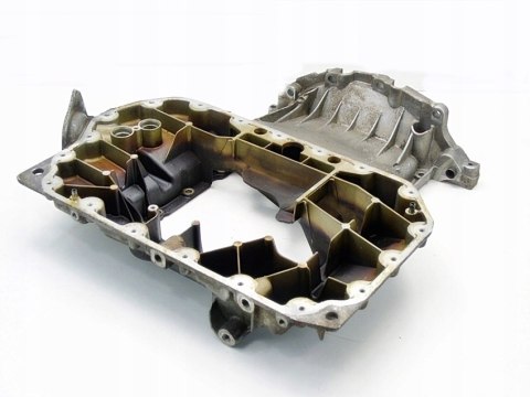 MISKA OLEJU GÓRNA 2.4 2.8 V6 AUDI A4 B6 A6 C5 BDV 078103603AM MISKA OLEJU GÓRNA 2.4 2.8 V6 AUDI A4 B6 A6 C5 BDV 078103603AM