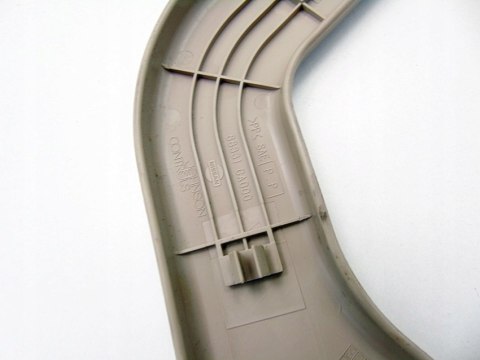OBUDOWA OSŁONA KANAPY NISSAN MURANO I Z50 3.5 4X4 03-07 88331-CA000 OBUDOWA OSŁONA KANAPY NISSAN MURANO I Z50 3.5 4X4 03-07 88331-CA000