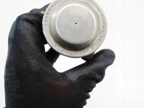 ZAWÓR SPALIN EGR 2.4 2.8 V6 AUDI A4 B6 A6 C5 PASSAT 078131101N 078131165 ZAWÓR SPALIN EGR 2.4 2.8 V6 AUDI A4 B6 A6 C5 PASSAT 078131101N 078131165