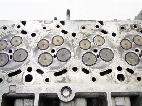 GŁOWICA Z ZAWORAMI 2.2 2.0 TDCI FORD MONDEO MK3 XTYPE 4S7Q-6090-CC GŁOWICA Z ZAWORAMI 2.2 2.0 TDCI FORD MONDEO MK3 XTYPE 4S7Q-6090-CC