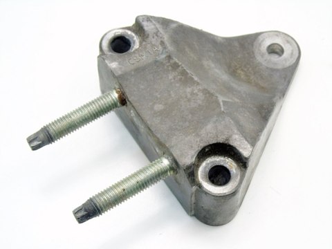 ŁAPA WSPORNIK SILNIKA 2.2 2.0 TDCI FORD MONDEO MK3 XTYPE 4S7Q-6030-AC ŁAPA WSPORNIK SILNIKA 2.2 2.0 TDCI FORD MONDEO MK3 XTYPE 4S7Q-6030-AC