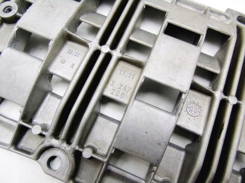 MISKA OLEJU KORBOWEGO 3.0 D E39 E46 E38 BMW 330 530 X5 730 E53 2247206 MISKA OLEJU KORBOWEGO 3.0 D E39 E46 E38 BMW 330 530 X5 730 E53 2247206