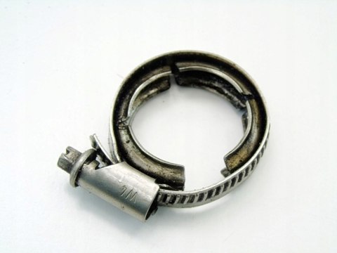 OBEJMA RURKI EGR 3.0 D BMW X5 E70 E71 E60 E90 E91 E92 E93 E61 X3 X6 OBEJMA RURKI EGR 3.0 D BMW X5 E70 E71 E60 E90 E91 E92 E93 E61 X3 X6